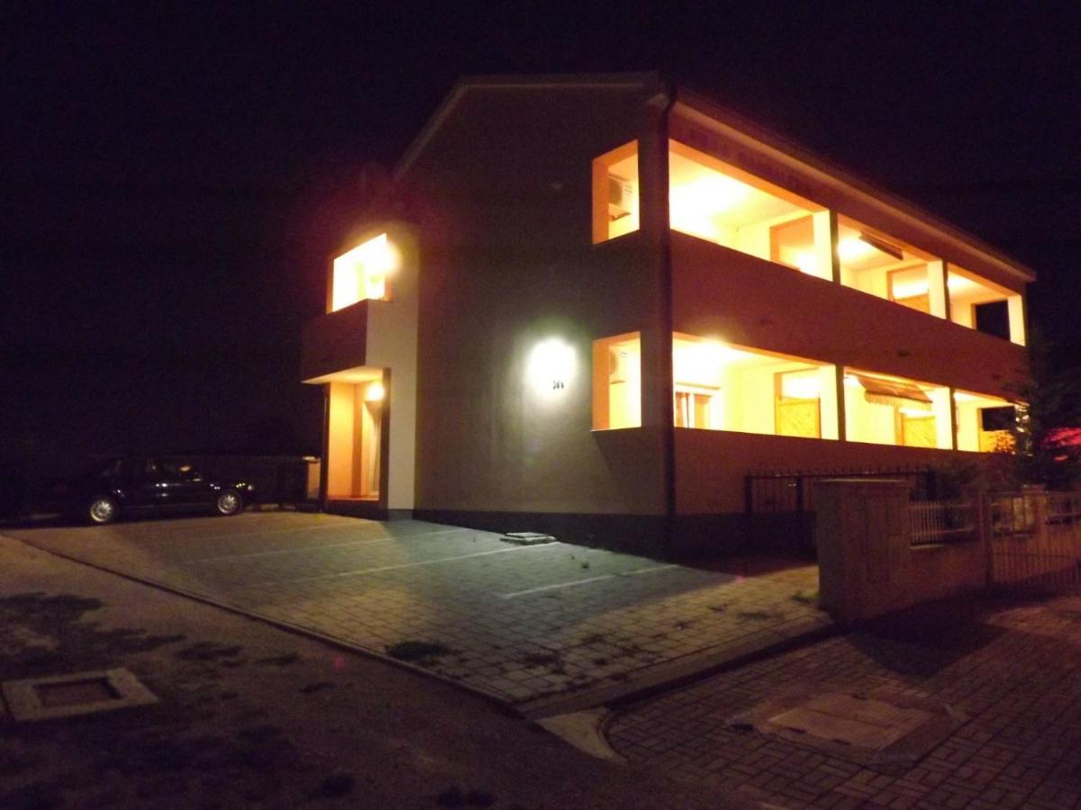 Villa Magdalena بولا المظهر الخارجي الصورة